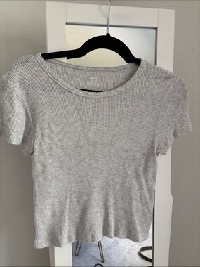 aerie Light Gray Ribbed Crewneck Short Sleeve Top